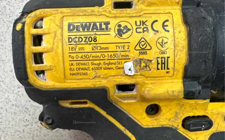 Аккумуляторная дрель-шуруповерт DeWALT DCD708N