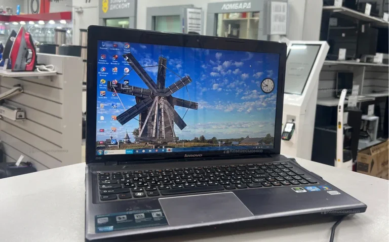 Ноутбук  Lenovo Z580