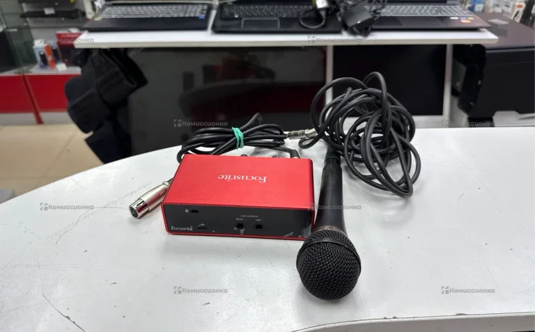 Звуковая карта Focusrite solo 3rd gen