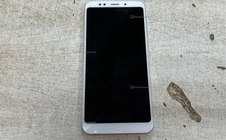 Xiaomi Redmi 5 Plus (Redmi Note 5) 4/64 ГБ