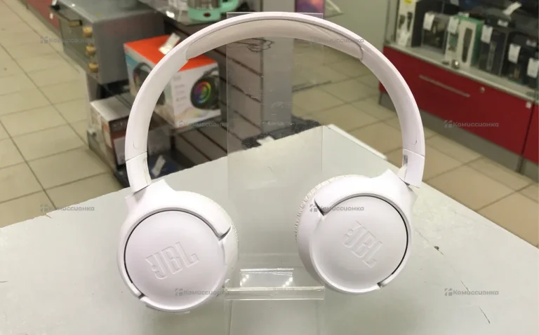 Наушники  JBL