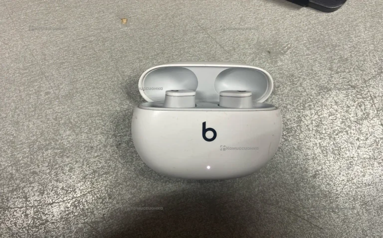 Наушники  Beats Studio Buds