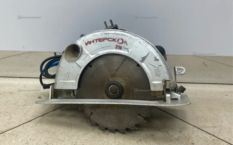 Дисковая пила Интерскол ДП-210/1900М
