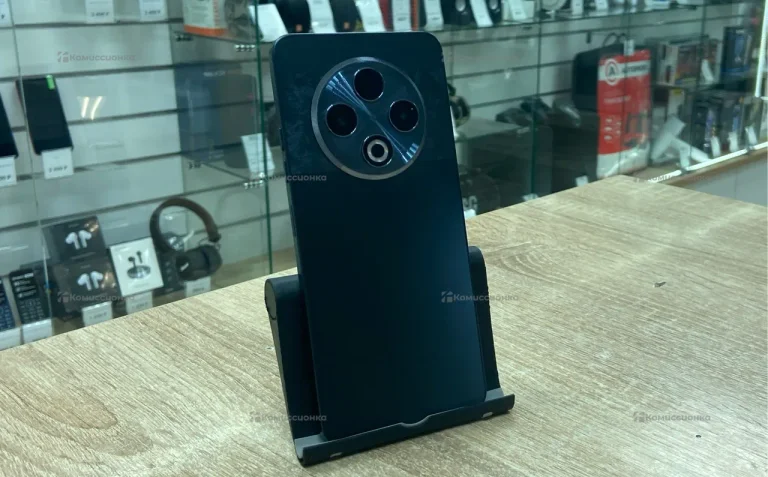 Tecno Spark 30 8/128 ГБ