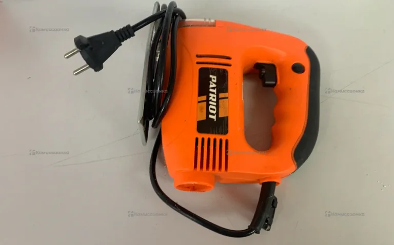 Лобзик ПАТРИОТ LS 140