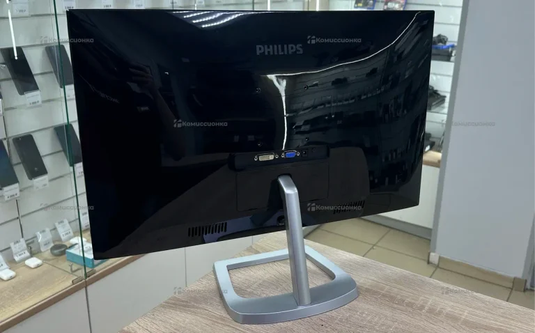 Монитор Philips 24e9q