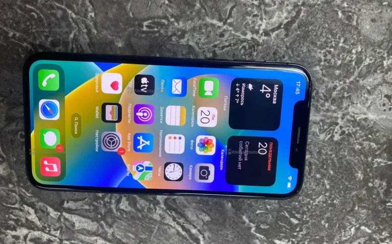 Apple iPhone X 3/256 ГБ