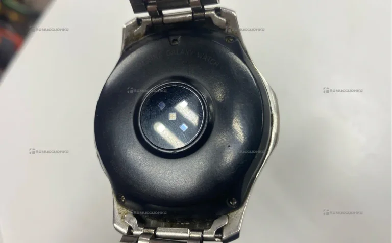 Часы  Galaxy Watch