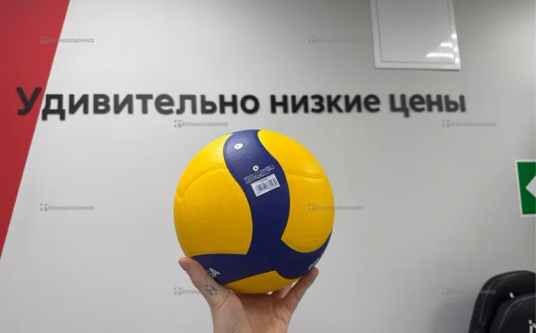 Мяч волейбольный Mikassa v200w