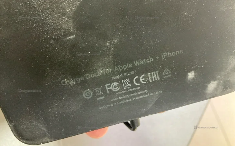 Док станция Belkin с зарядкой для часов