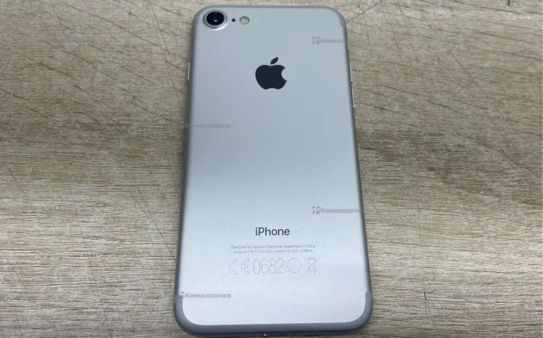 Apple iPhone 7 2/32 ГБ