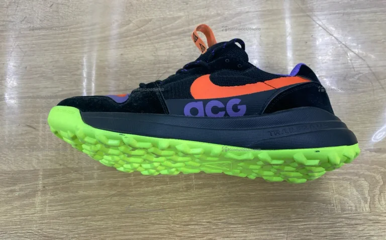 Кроссовки Nike ACG 43