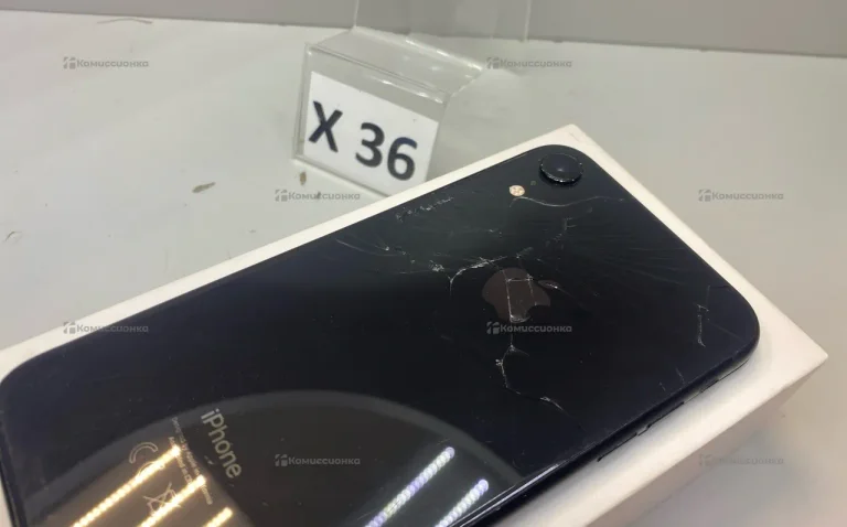 Apple iPhone XR 3/64 ГБ