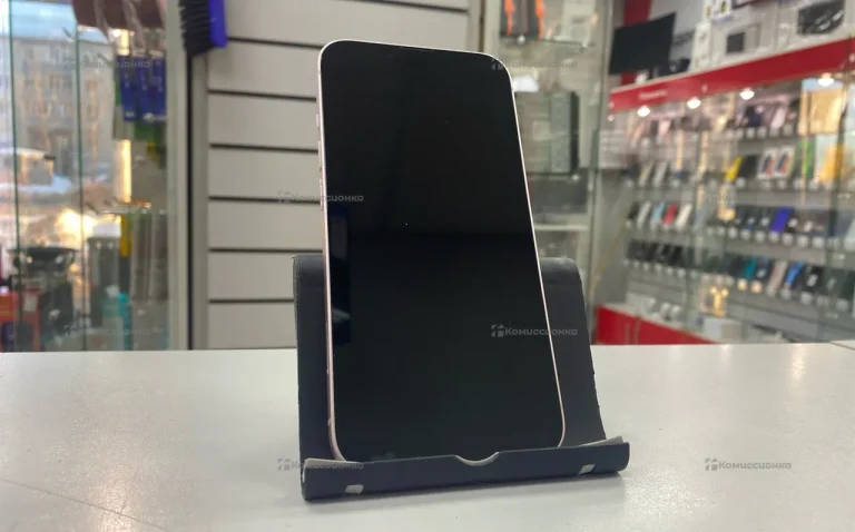 Apple iPhone 13 4/128 ГБ