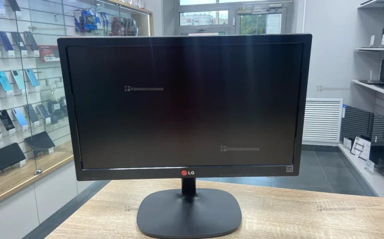 Монитор LG 19M35A