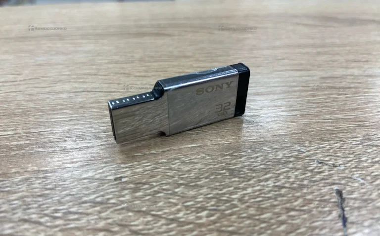 Флеш накопитель Sony 32gb