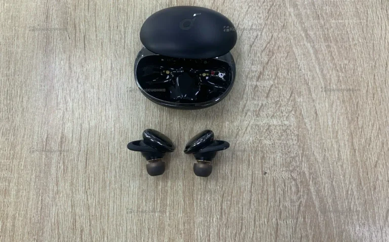 Наушники  soundcore