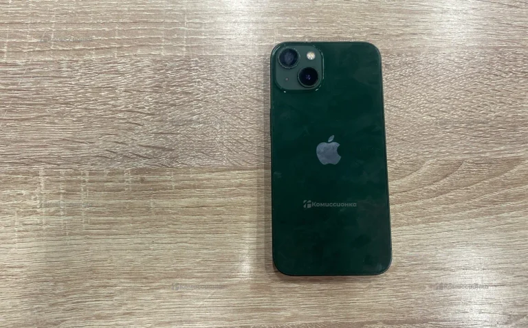 Apple iPhone 13 128 ГБ.