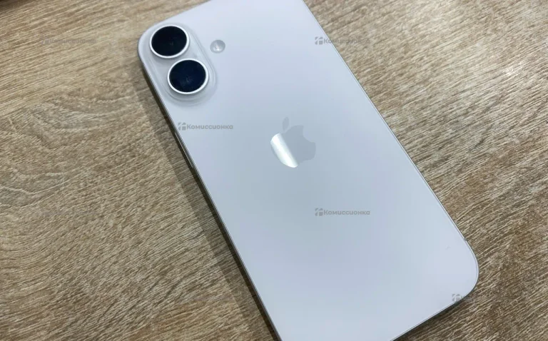 Apple iPhone 16 8/128 ГБ