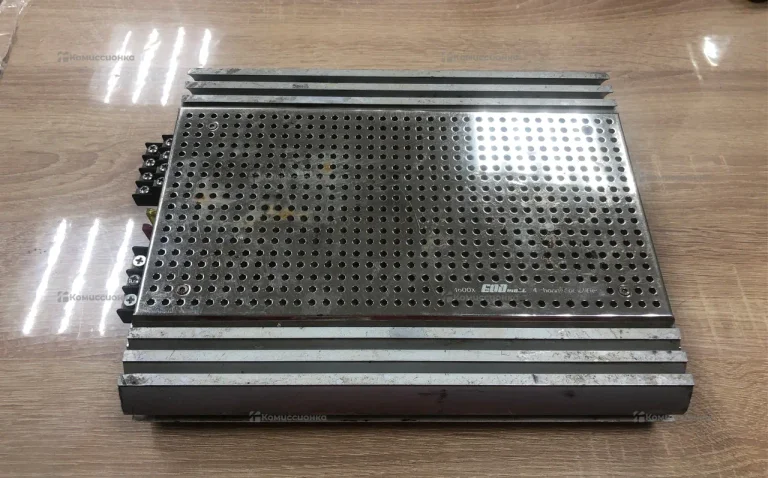 Усилитель 4600x 600W