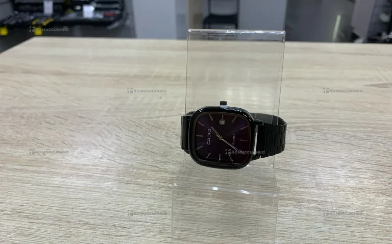 Часы  Casio