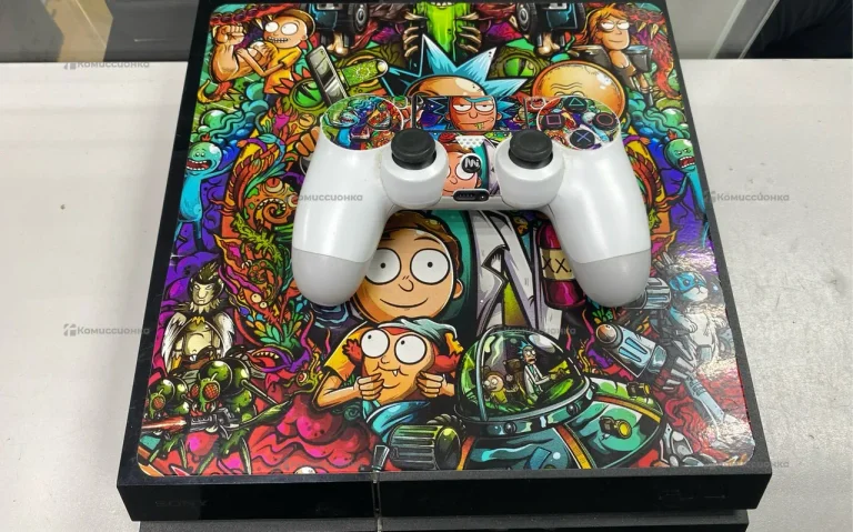 Приставка PS4. cuh-1008A