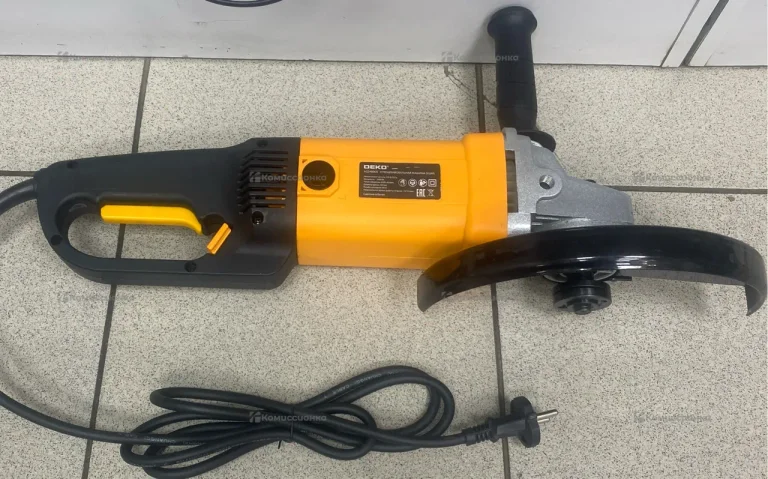 Ушм DEKO AG2400DK