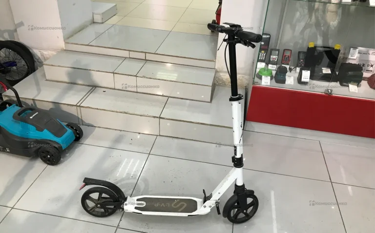 Самокат lvp белый