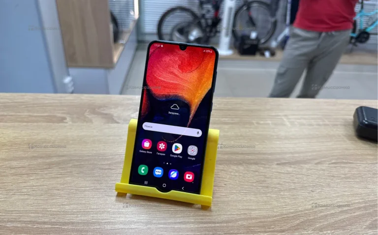 Samsung Galaxy A50 4/64Gb
