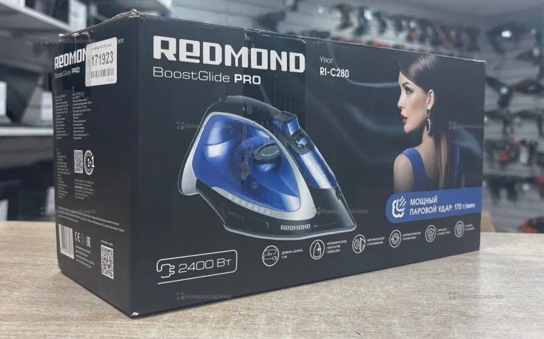 Утюг Redmond RI-C280