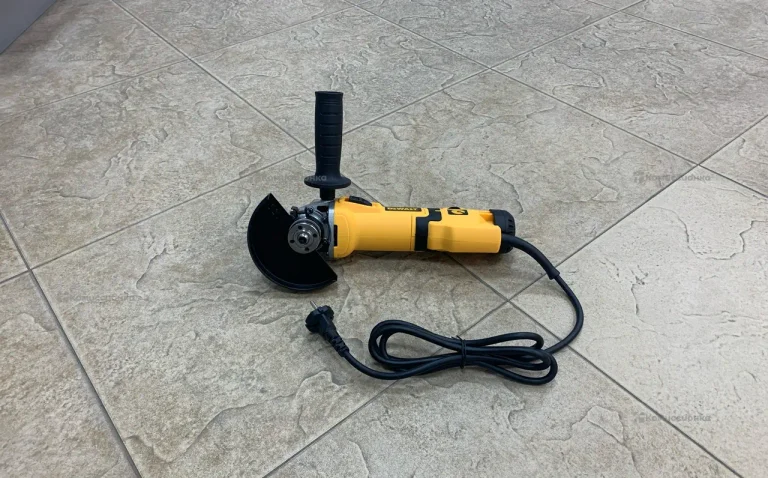 УШМ DeWalt 125 //