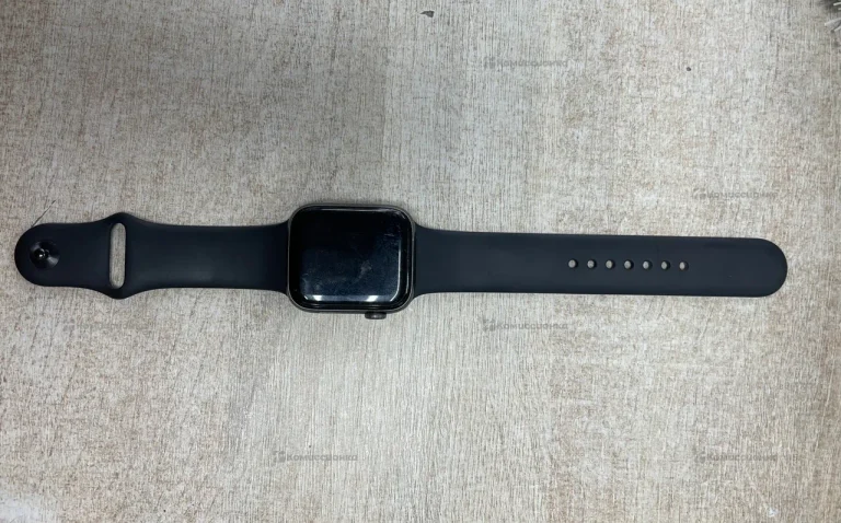 Часы  Apple Watch 5 44mm