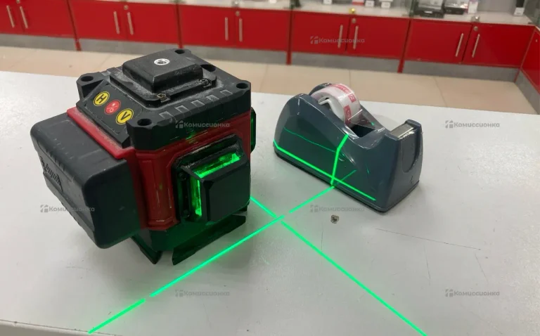 Лазерный уровень ELITECH ПЛ 12Л-ЗЕЛ