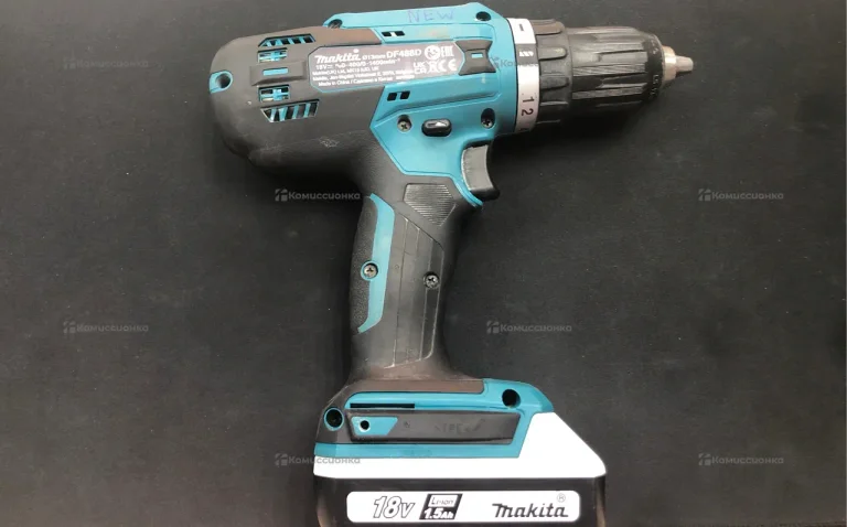 Шуруповерт Makita DF488D