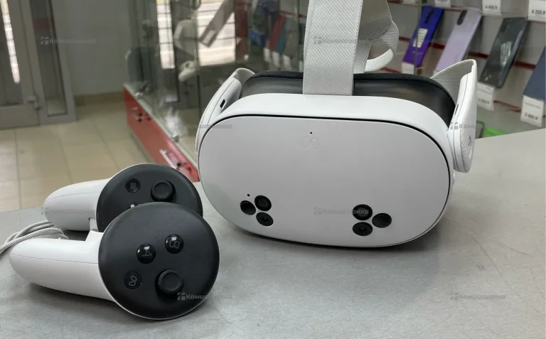 Приставка Meta Oculus Quest 3S