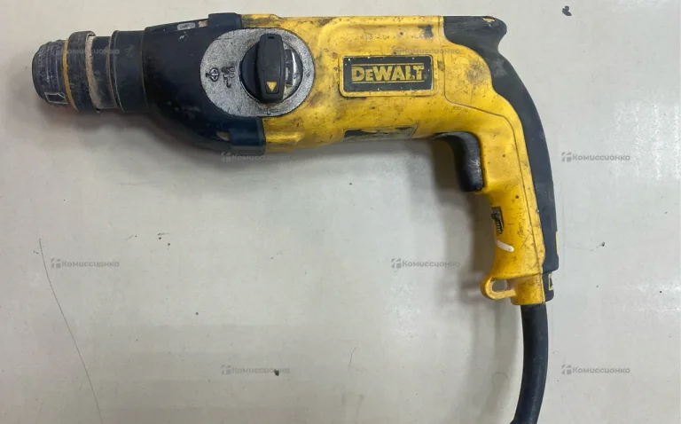 Перфоратор dewalt D25123K
