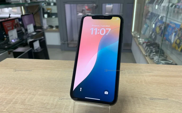 Apple iPhone 11 4/64 ГБ