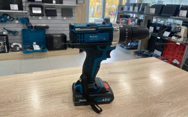 Дрель-шуруповёрт Makita DF331D (реплика)