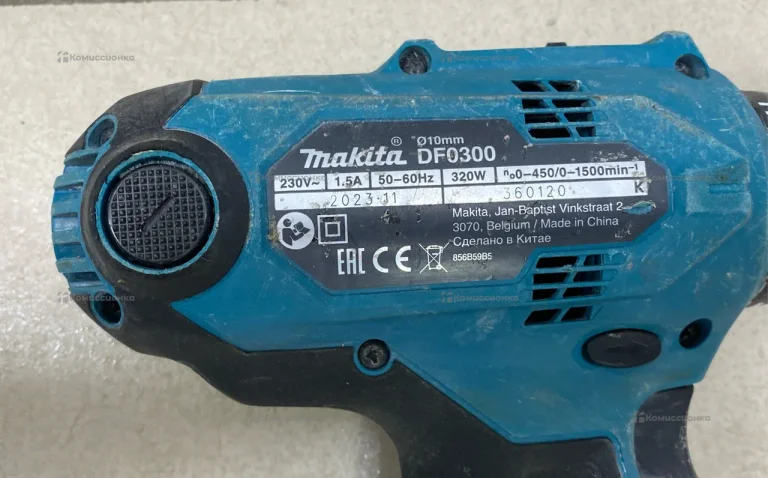 Сетевая дрель-шуруповерт Makita DF0300