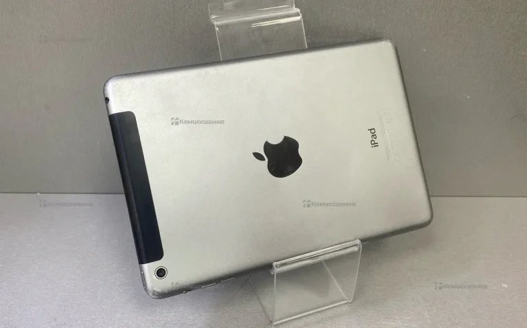 Планшет Apple iPad mini 2 16Gb