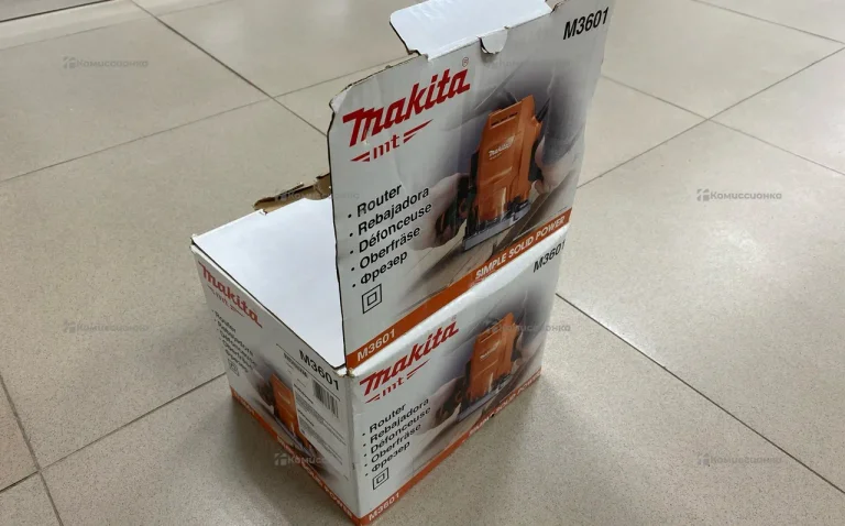 Фрезер makita MT M3601