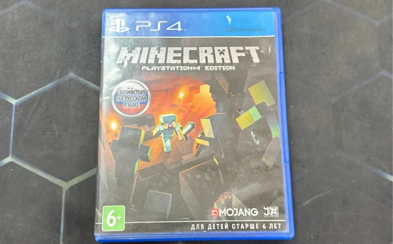 PS4. Диск Minecraft
