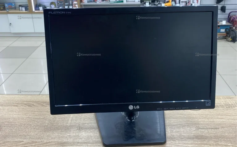 Монитор LG E1942C