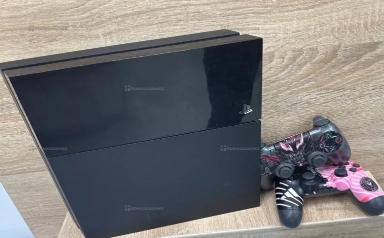 Приставка PS4. Fat 500GB