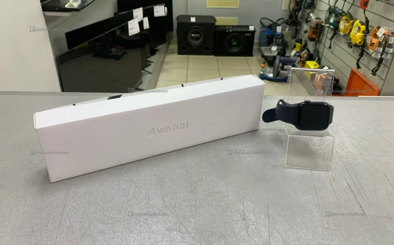 Умные часы Apple Watch 8 45mm