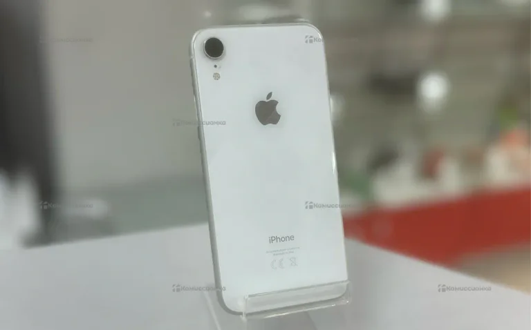 Apple iPhone Xr 64 ГБ.