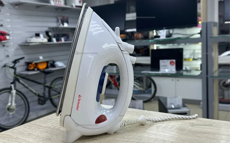 Утюг Technika TK-1368A