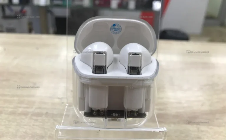 Наушники белые