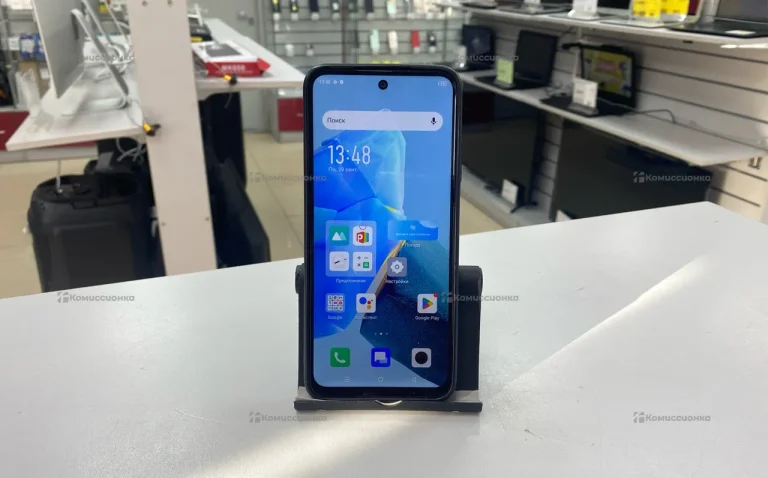 Infinix Hot 30 Play 8/128 ГБ