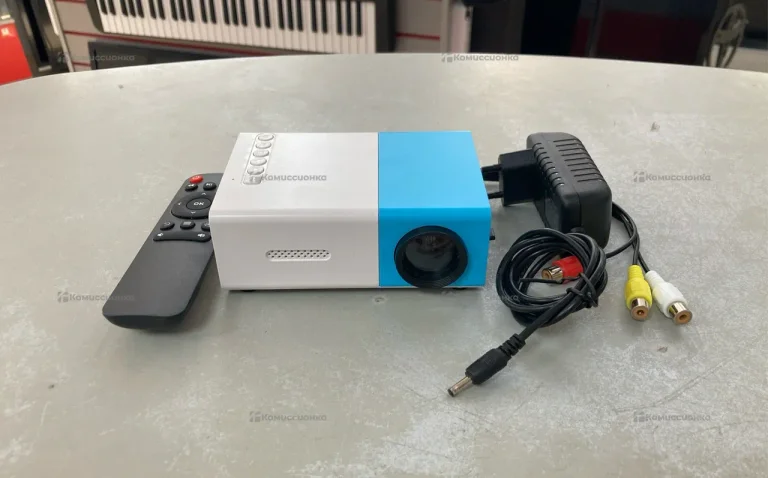 Проектор  12v2a